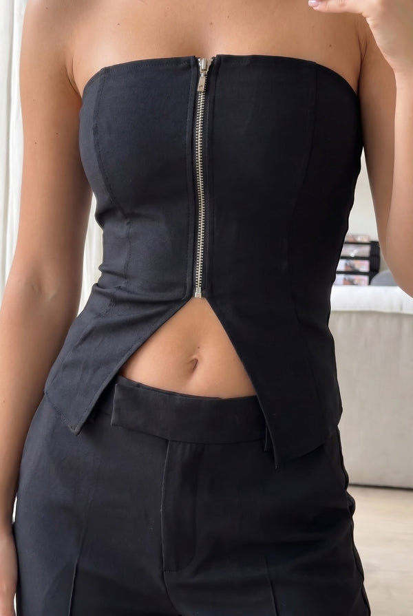 TOP LAUREN